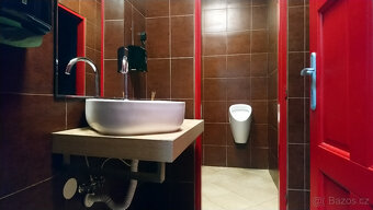 Podnájem rest.prost. 300m2 +zahrádka (JBC, ul. Jitřní) - 6