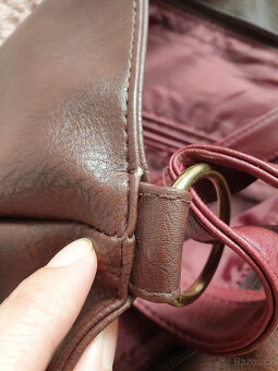 Vínová bordó crossbody velká kabelka AVON - 6