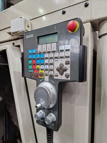 CNC Vertikální obráběcí centrum CINCINNATI MILACRON ARROW 50 - 6