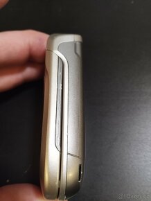 Nokia 2760 - 6