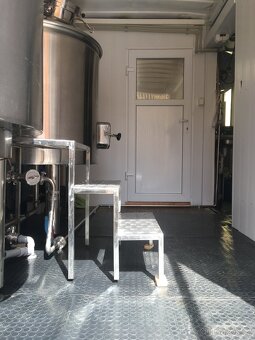 Minipivovar - kompletní technologie v kontejnerech 2x6m - 6