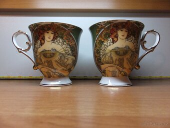 Krásný set, A. Mucha, značeno Queen Isabell. - 6
