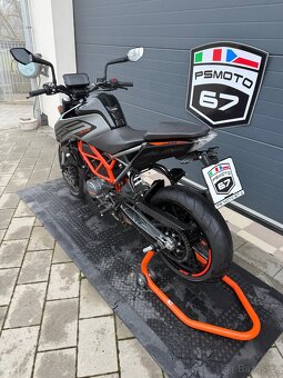 KTM Duke 125 rok 2022 - 6