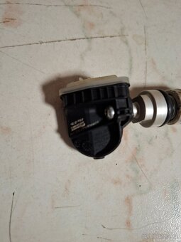 TPMS ventilek-snímač tlaku v pneumatikách - 6