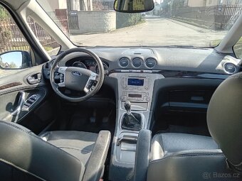 Ford Galaxy TDCi 2009 - 6