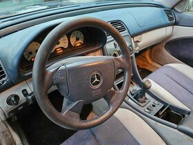 Mercedes benz CLK 200 coupe - 6