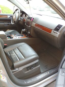 VW Touareg 3.0 V6 - 6