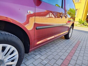 Volkswagen Caddy 1.6 TDI 75kW 5 míst rok 2013 - 6