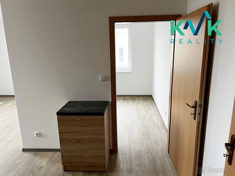 Pronájem bytu 2+kk, Hroznětín, po rekonstrukci - 6