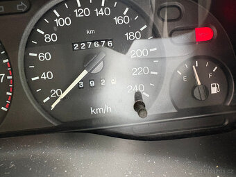 Ford Modeo MK2 - 6