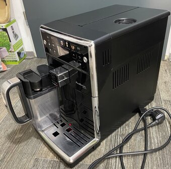 Saeco PicoBaristo Deluxe superautomatický espresso kávovar - 6