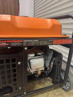 DJI D12000iEP – benzínový generátor pro AGRAS T50 / T40 - 6