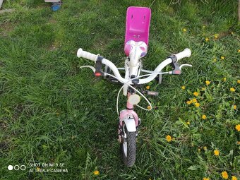 Dívčí kolo 12 - 6