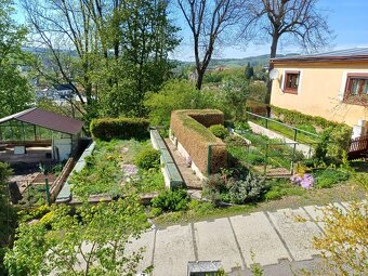 Prodej rodinného domu (2 bytové jednotky s pozemkem) - 6