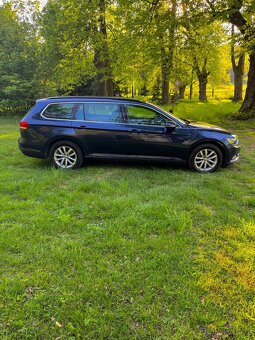 VW Passat B8 2.0 TDi 110 kW 07/2016 2x klíč 2x kola serviska - 6