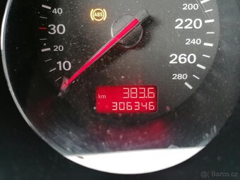 Audi A8 D3 - 6