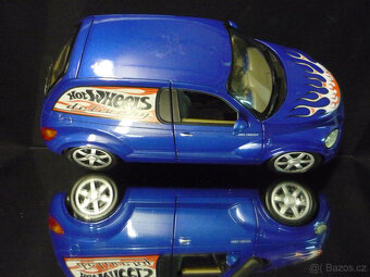 Chrysler PT Panel Cruiser Hot Wheels 1/18 - 6