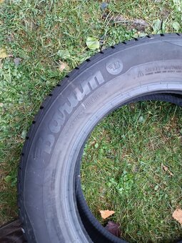 Gumy 185/65 R15 Barum - 6