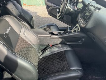 Prodám Dodge Challenger 3.6 V6 - 6