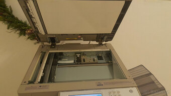 Barevná A3 kopírka Canon iRA C2225i - 6