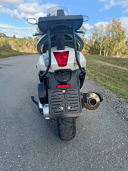 Peugeot Geopolis 400 RS - 6