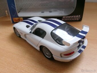 Dodge Viper GT2  1:24 - 6
