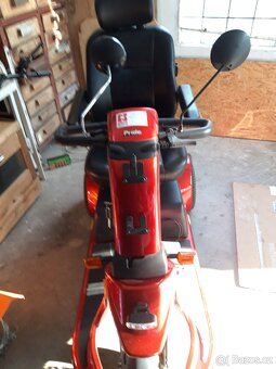 Trikolka pro senijory pozůstalosti po mamce - 6