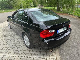 BMW E90 318i 95kW 2007 manuál - 6