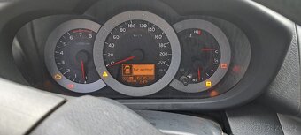 TOYOTA RAV 4 2Oi+LPG - 6