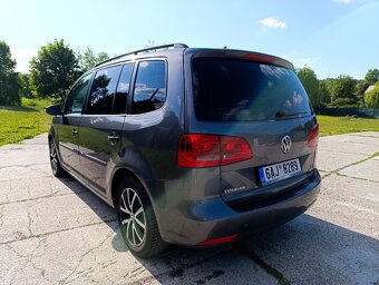 Touran 1.6 TDI TOP STAV, 6 st. manuál, 2012 - 6