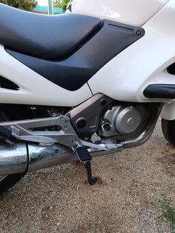 Honda NT 650 Deauville - 6