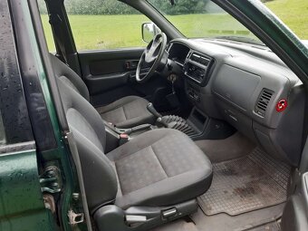 Mitsubishi L200 - 6