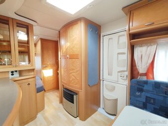 HOBBY 495 UFe č.703. Pro 4. Fr. postel. Sprcha. Rok 2007. - 6