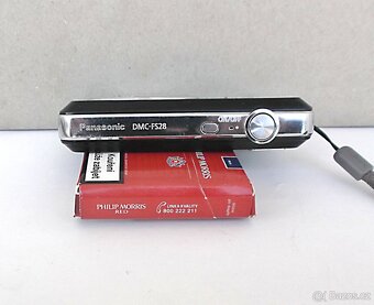 Panasonic LUMIX DMC-FS28, 14 MPX, SD 8 GB, HD video - 6