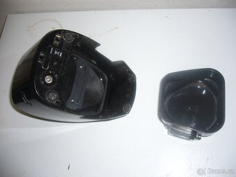 NABÍJECÍ A ČIST.STOJAN CLEAN AND CHARGE PHILIPS RQ-1000 - 6