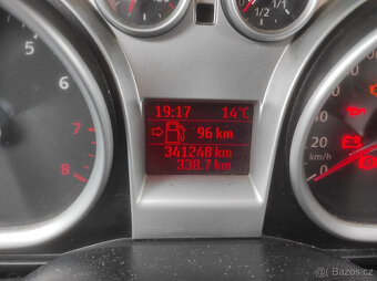 FORD C-MAX 1,8 benzin 92kw r.v.2010 - 6