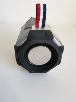 Bluetooth reproduktor s rádiem, původně 990 kč - 6