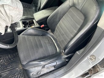 Náhradní díly Passat b6 - 6