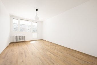 pronájem bytu 3+1, 70m² + balkon 4m² - 6