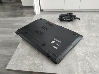 Asus K75DE - 6