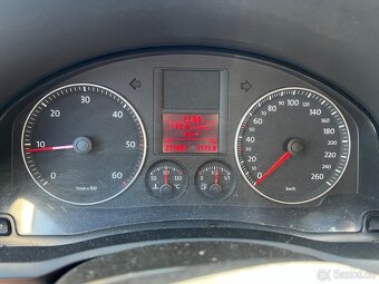 VW Golf variant - 6