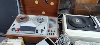 Gramofon, projektor, kazeťák - 6