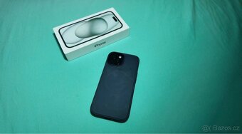 iPhone 15 128 GB, bez škrábanců, 89 % baterie, záruka - 6