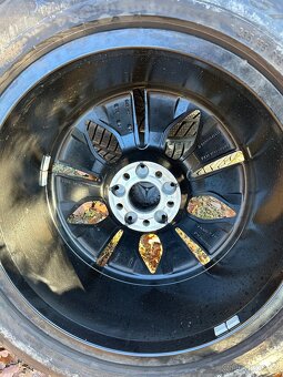 ALU KOLA MERCEDES EQC R19 ZIMNÍ SADA JAKO NOVÉ TOP - 6