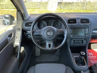 VW Golf 1.6 MPi Senzory, ALU, Výhřev Sedadel - 6