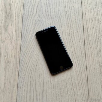 APPLE IPHONE SE 2020 128GB - ČERNÝ,BATERIE 100%, ZÁRUKA - 6
