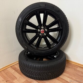 JAGUAR E-PACE 5x108 R20 ET40+ZIMNÍ 235/50R20 7/6mm - 6