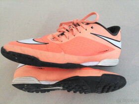 Sálové - NIKE HYPERVENOM-40 / US7 - 6