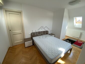 Pronájem slunného bytu 2+kk, 70 m2 - Praha - Holešovice- Let - 6