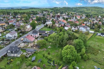 Pozemek připravený k výstavbě v klidné části Kamenického Šen - 6